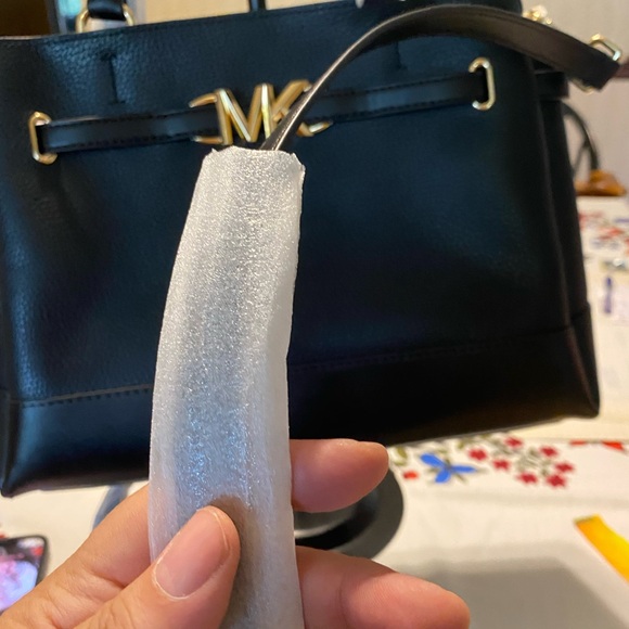 Michael Kors, black handbag new tags - Picture 10 of 14